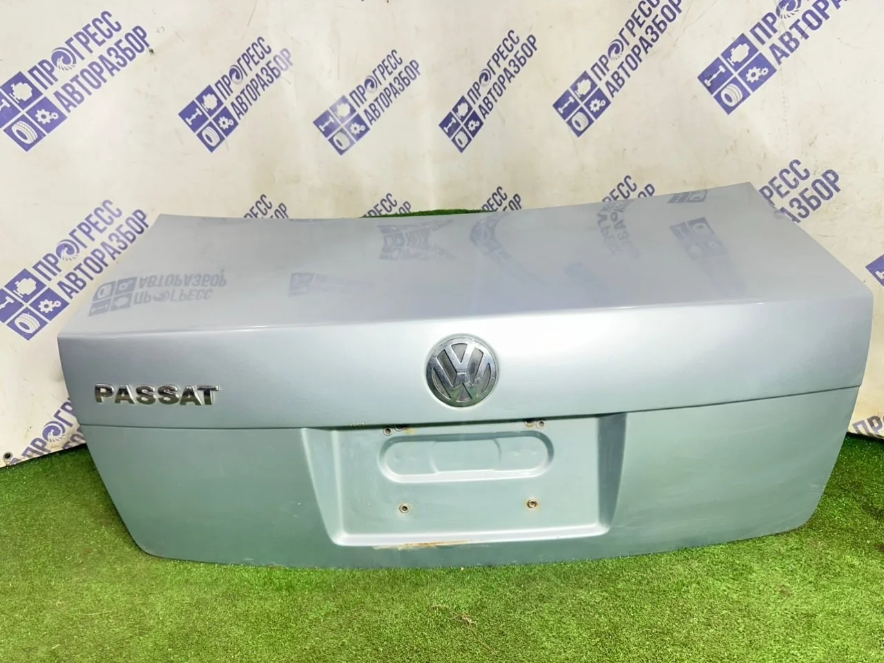 Крышка багажника Volkswagen Passat B5 2001 3B5827025AL СЕДАН 1.8 AWM