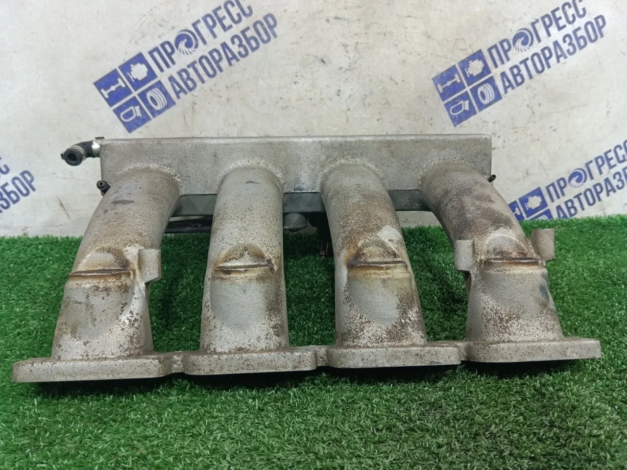 Выпускной коллектор Volkswagen Passat B5 2001 058253033E СЕДАН 1.8 AWM