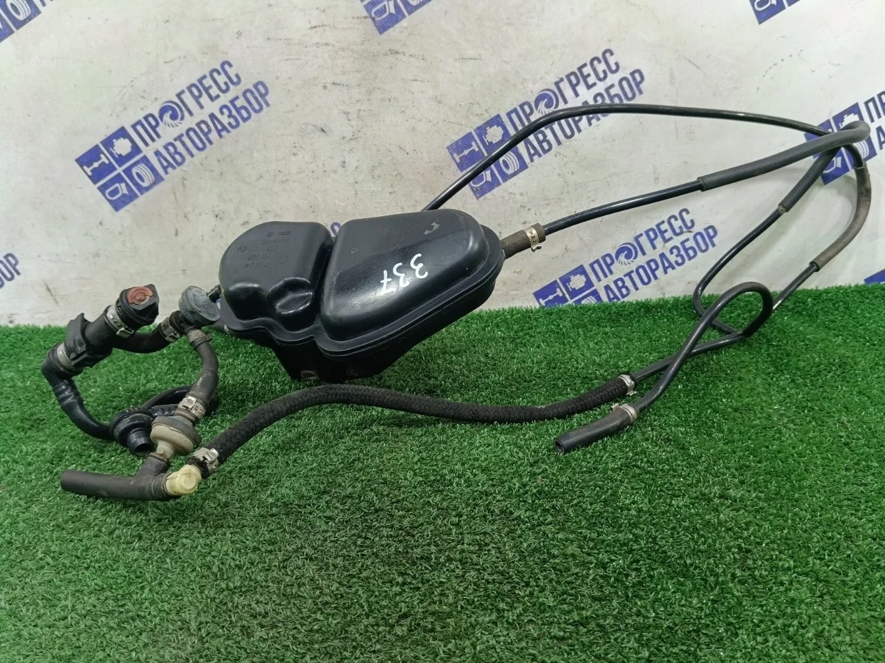 Резонатор воздушного фильтра Volkswagen Passat B5 2001 8D0131541 СЕДАН 1.8 AWM