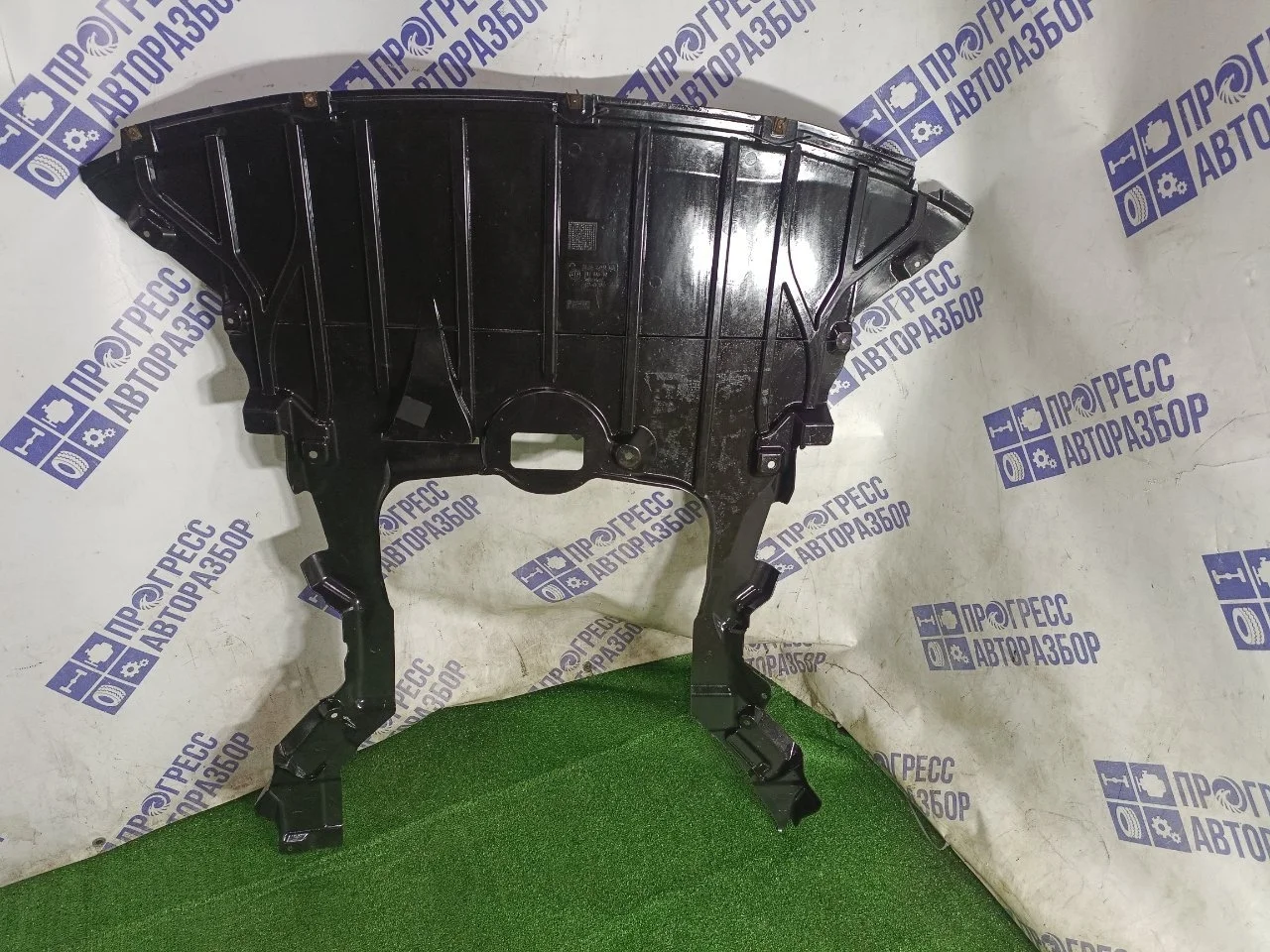Защита днища кузова Bmw X1 E84 2012 51752990575 КРОССОВЕР 2.0 N20B20A