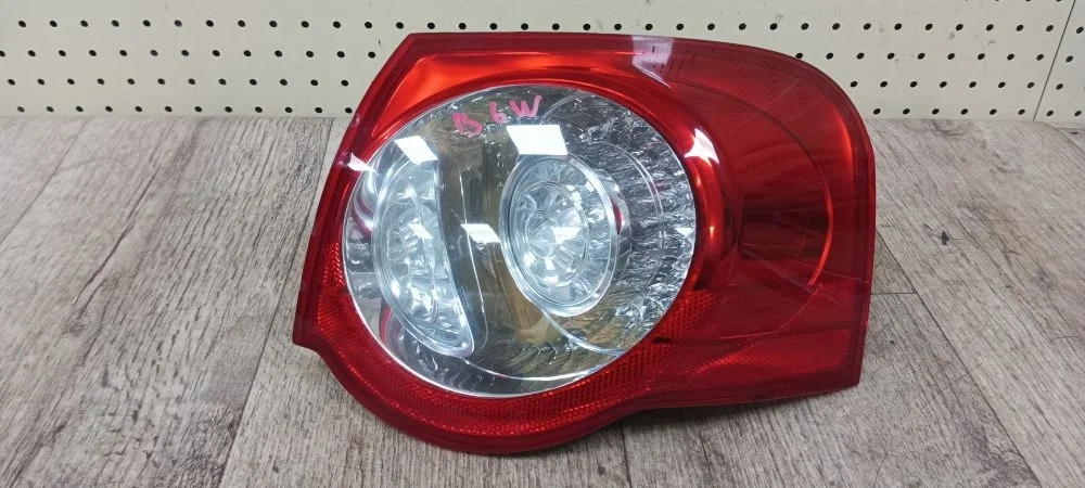 Фонарь задний правый Volkswagen Passat Variant 3C5 Passat B6 (2005—2010) 3c5