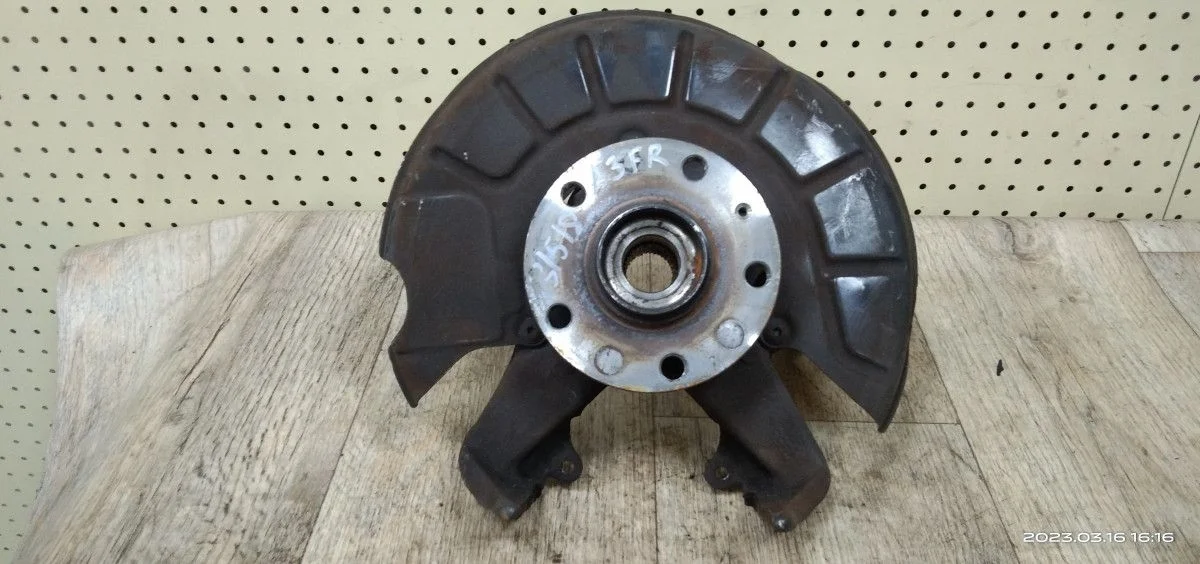 Кулак поворотный передний Skoda Octavia II рестайлинг (2008—2013) Octavia II рестайлинг (2008—2013) 1Z3