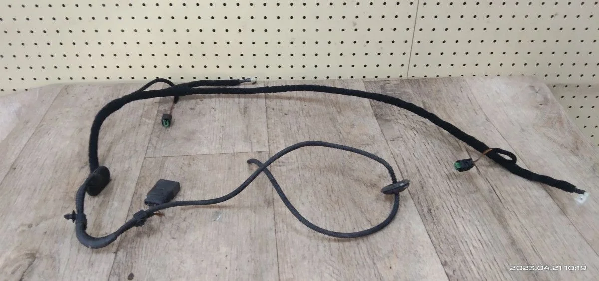 Провод Volkswagen Tiguan I (2007—2011) Tiguan I (2007—2011) 362, 365, 3A2, 3A2E, 3A5, 3B2, 3B3, 3B5, 3B6, 3C2, 3C5, 3G2, 3G5, A32, A33, A34, CB2, CB5, 1J2, 1J6, KF1, CA1, CA2, 4BH, 4GH, 4GJ, SCB, SCC, SYI, SYJ, SYM, SZB, SZC, SZD, SZH, SZI, SZJ, SZK, SZO, SZP, SZQ, SZS, SZT, SZU, SZV, SZW, SZX, SZY, SZZ, UYB, UYC,
