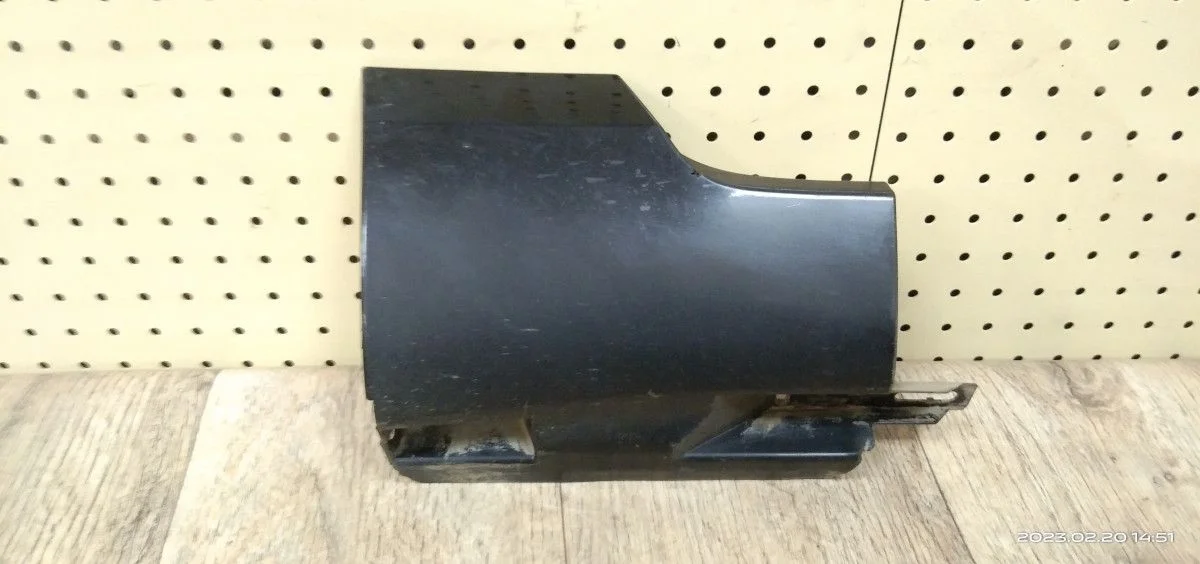 Накладка на порог (наружная) Volkswagen Passat B7 (2010—2015) Passat B7 (2010—2015) 362, 365