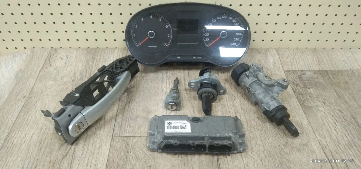 Панель приборов Volkswagen Polo V рестайлинг (2015—2020) Polo V рестайлинг (2015—2020) 601, 602, 603, 604, 612