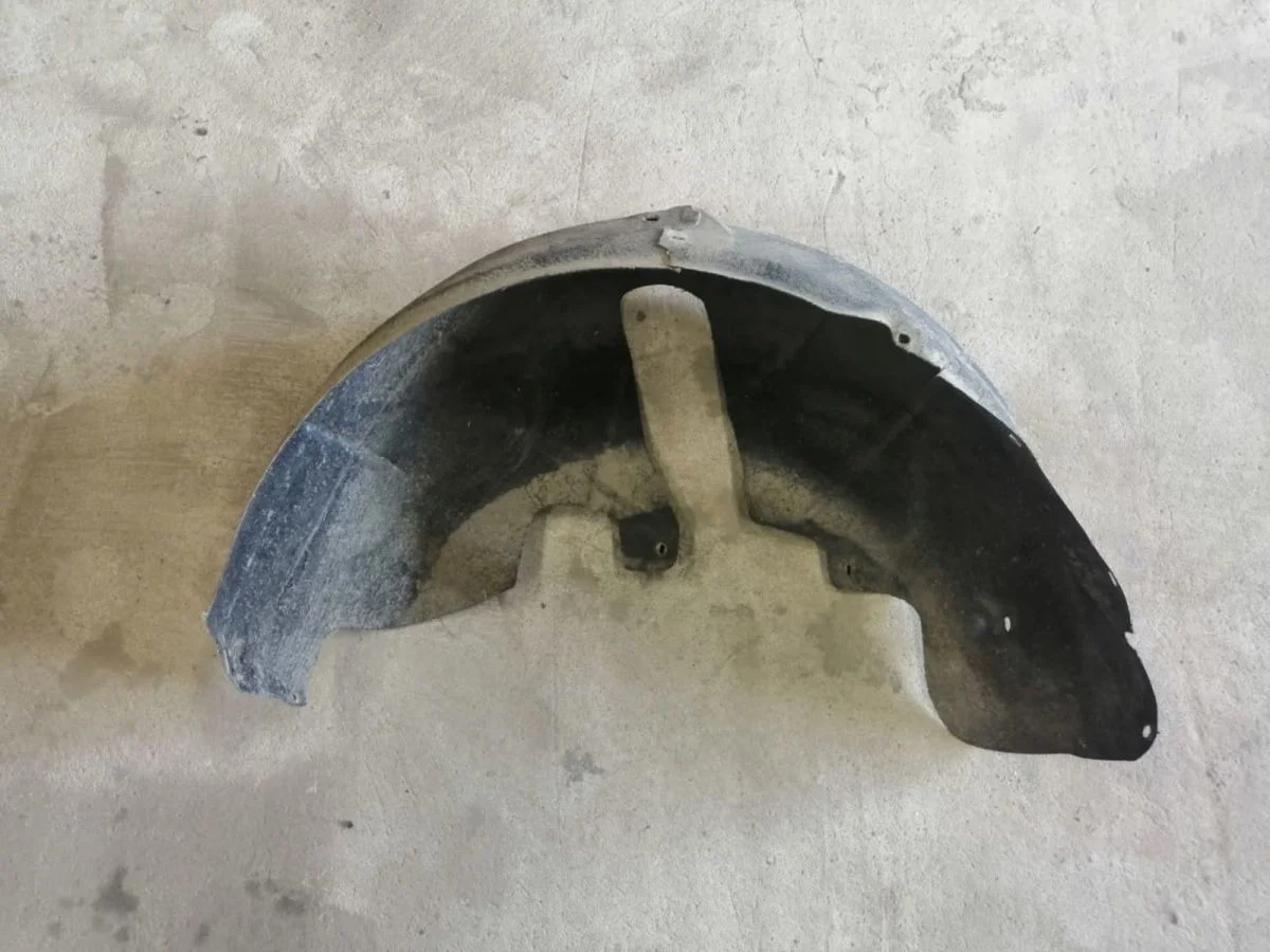 Подкрылок задний лев Skoda Octavia Octavia II рестайлинг (2008—2013) 1Z3, 1Z5, 913, 933