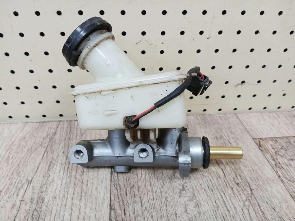 Цилиндр тормозной главный Daewoo Matiz I рестайлинг (2000—2015) Matiz I рестайлинг (2000—2015) KLYA