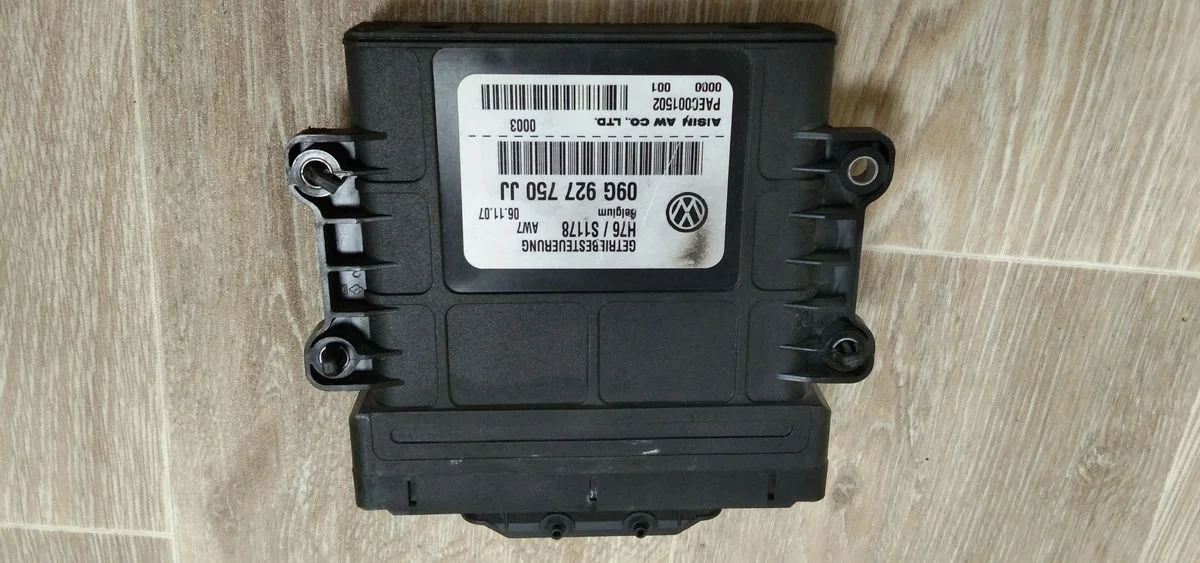 Блок управления АКПП Volkswagen Passat B6 (2005—2010) Passat B6 (2005—2010) 3C2