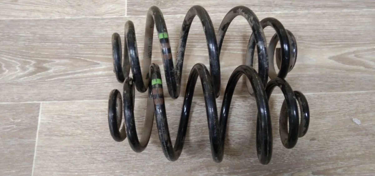 Пружина задняя Volkswagen Passat B5 рестайлинг (2000—2005) Passat B5 рестайлинг (2000—2005) 3B3