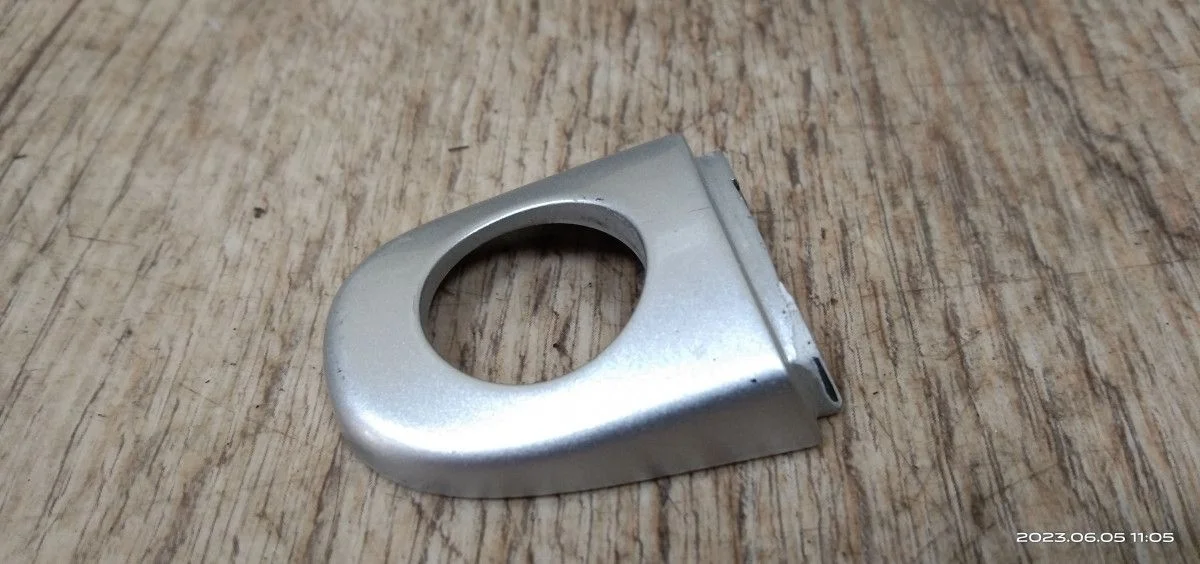 Накладка ручки внутренней Volkswagen Jetta VI (2010—2015) Jetta VI (2010—2015) KG3, 6J1, 6J5, 6J8, 6P1, 6P5, 6P8, KF1, NA2, NH1, NH3, 162, 163, AV2, AV3, AY2, AY3, NF1, 121, 122, 123, BL1, BL2, BL3, 5L6, 5L7, 676, 677, 631, 601, 602, 603, 604, 612, 614, 641, 642, 643, 644, 6C1, 6R1, CK4, 542, 545, 572