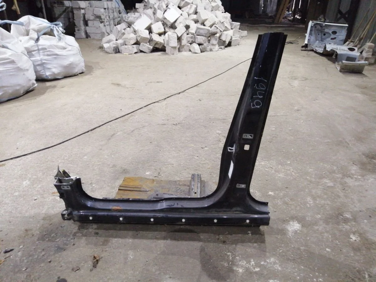 Порог со стойкой средней Skoda Yeti I (2009—2014) Yeti I (2009—2014) 5L