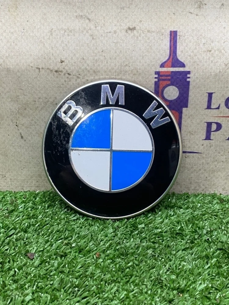 Эмблема bmw F30