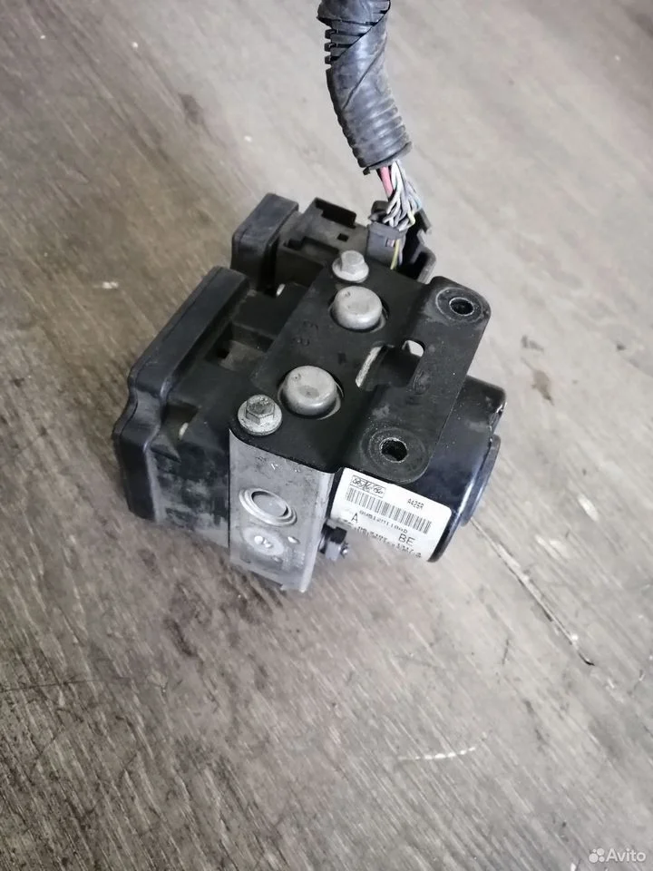 Блок abs ford fiesta mk6 2008