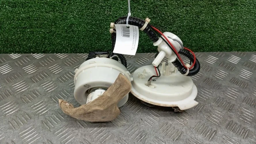 топливный насос Bmw N52B30AF,N20B20 F10 Bmw 5-Series N52B30AF,N20B20 F10 16117434205,16117260644