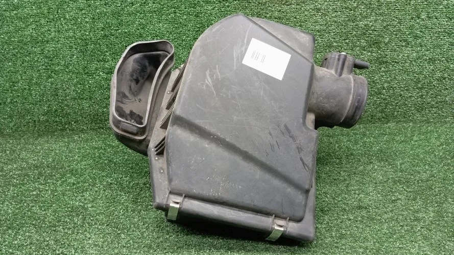 корпус воздушного фильтра Bmw N52B30AF,N52B25A E83 Bmw X3 N52B30AF,N52B25A E83 13713448999,13623449001,13713415442