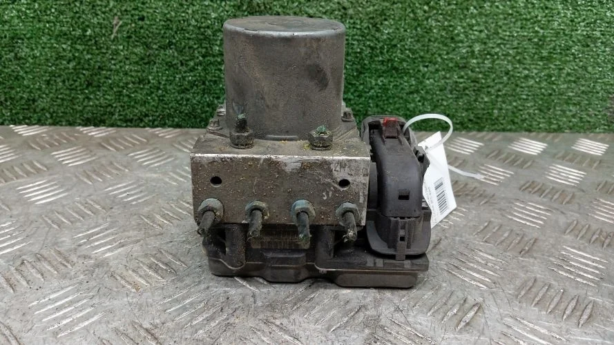 блок abs Audi CCAA 4F2,4F5 Audi A6 CCAA 4F2,4F5 4F0614517BC,4F0614517BA,4F0910517AL