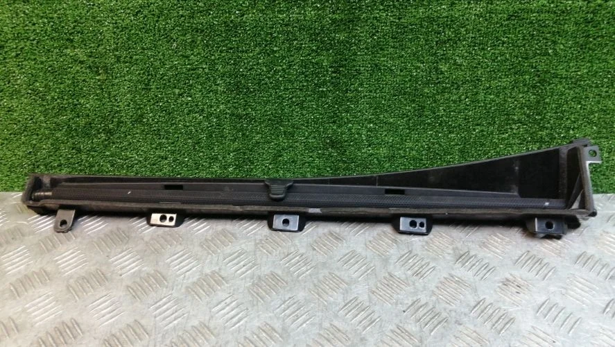 шторка двери Hyundai D4HA DM Hyundai Santa Fe D4HA DM 833622W000