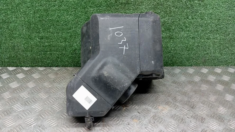 корпус воздушного фильтра Hyundai G4KH,L4NA LF Hyundai Sonata G4KH,L4NA LF 28110D4100