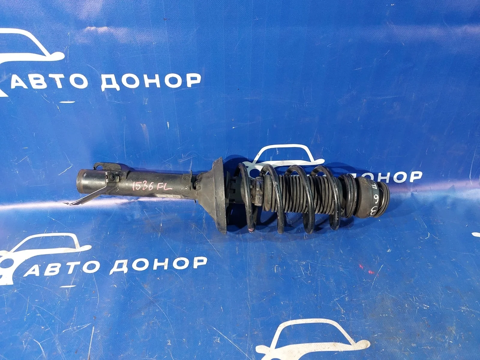 стойка VOLKSWAGEN BORA 1J2 -