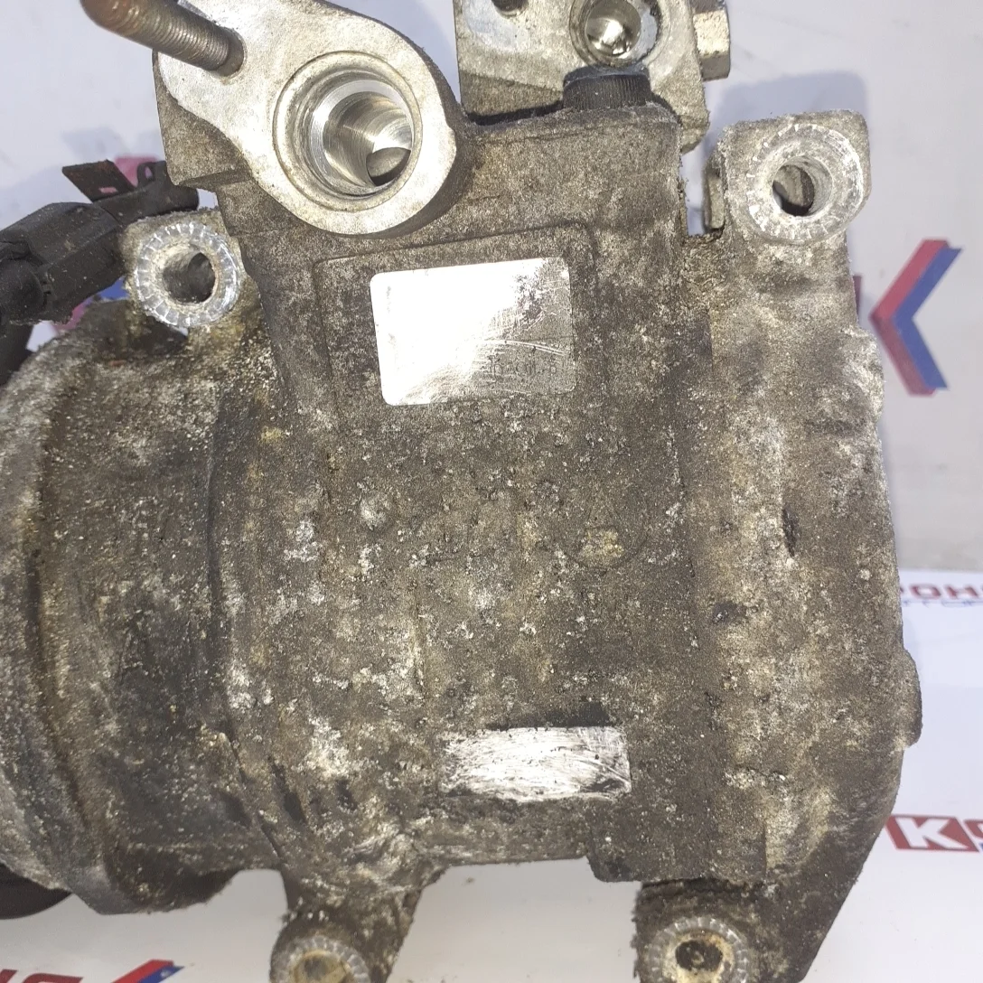 Компрессор кондиционера D4CB 1625023500 Б/У оригинал