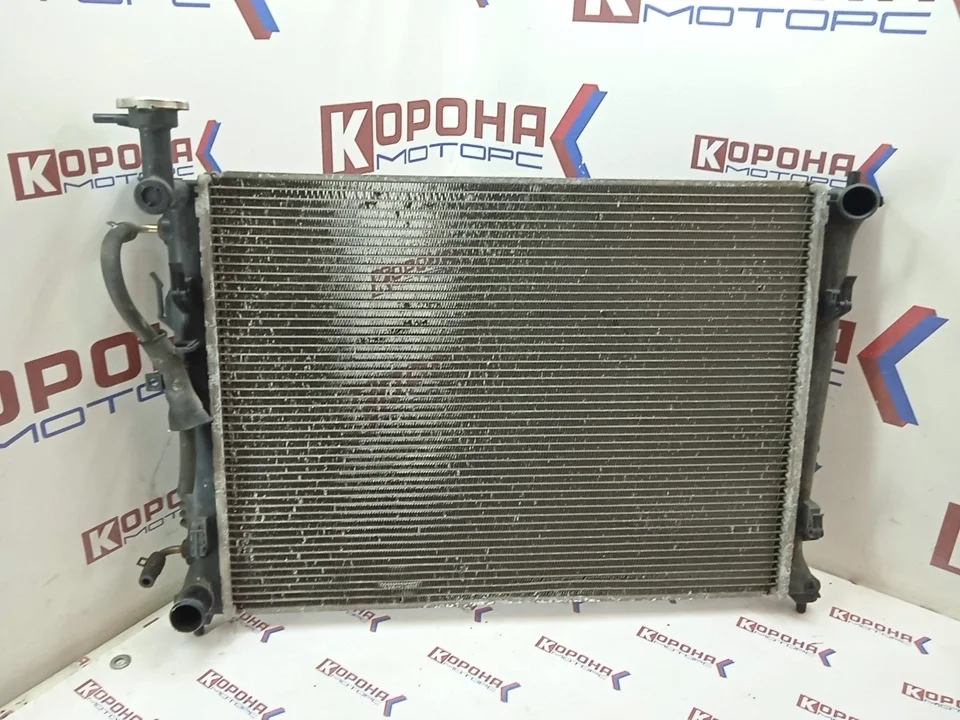 Радиатор охлаждения Б/У оригинал