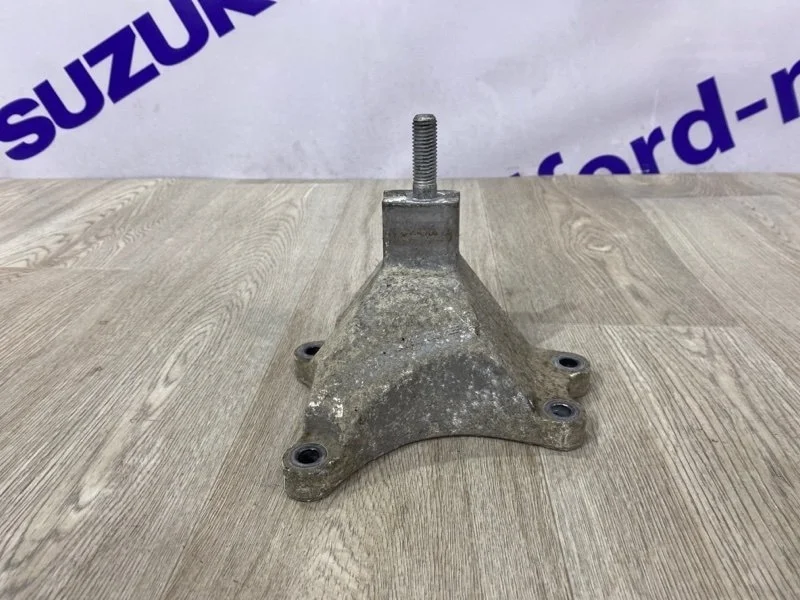 Кронштейн кпп FORD MONDEO 3 2003