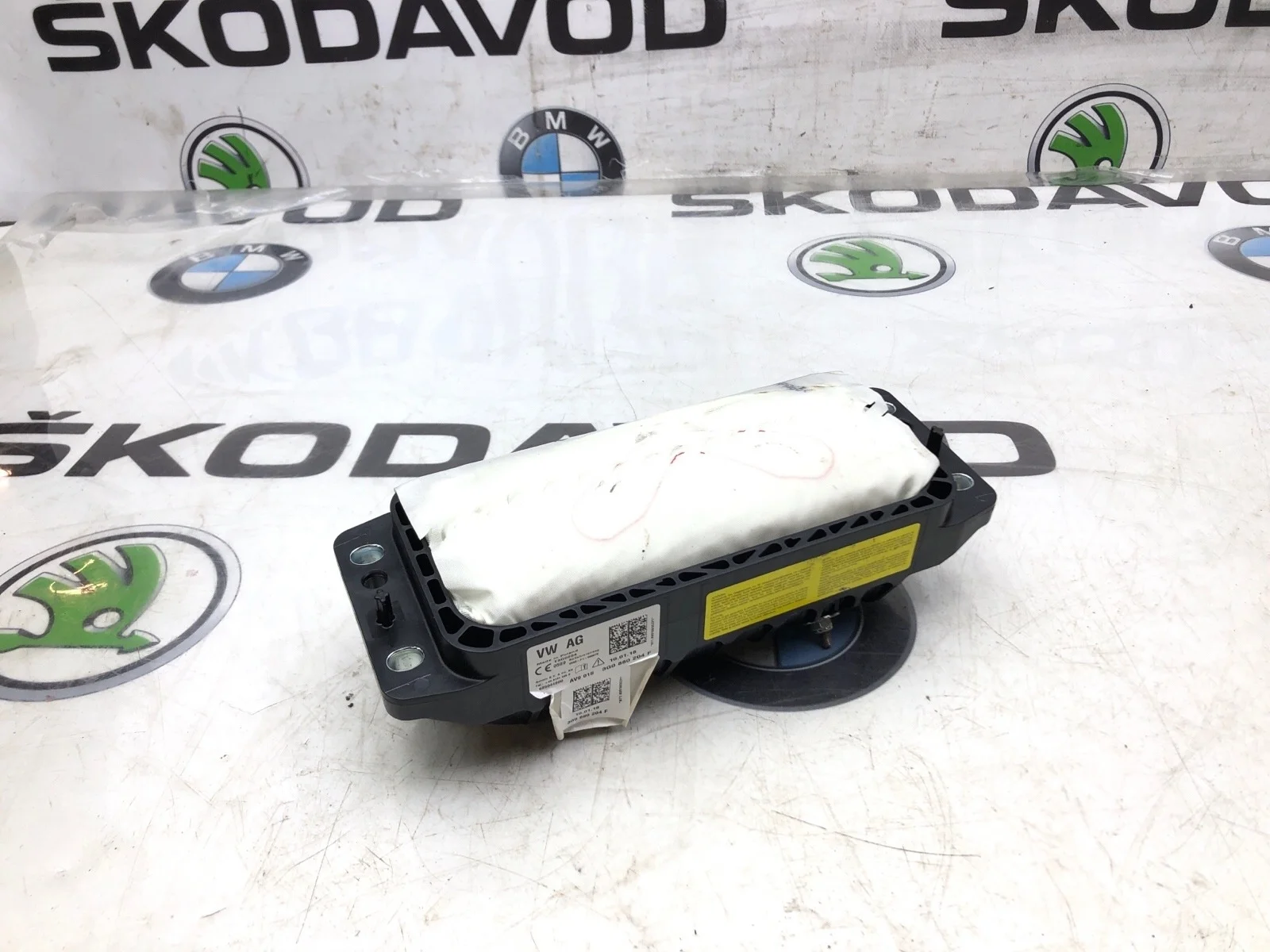 Подушка безопасности пассажира Volkswagen Passat 2018 3G0880204F B8 2.0 DFGA