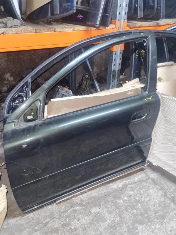 Дверь Volvo S60 2005 RS
