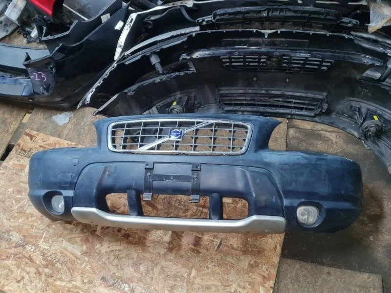 Бампер VOLVO XC70 2002 SZ