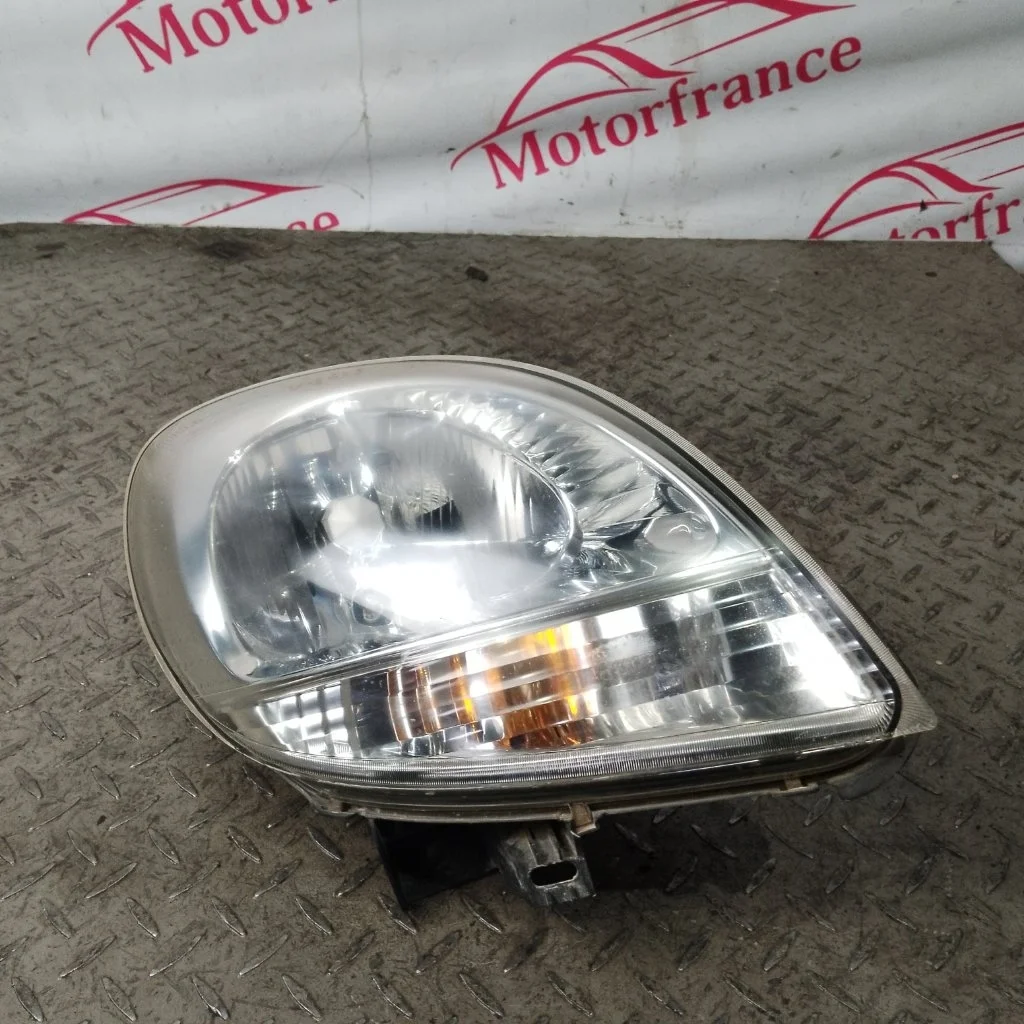 Фара галогеновая Renault Kangoo 8200236591 1, передняя правая