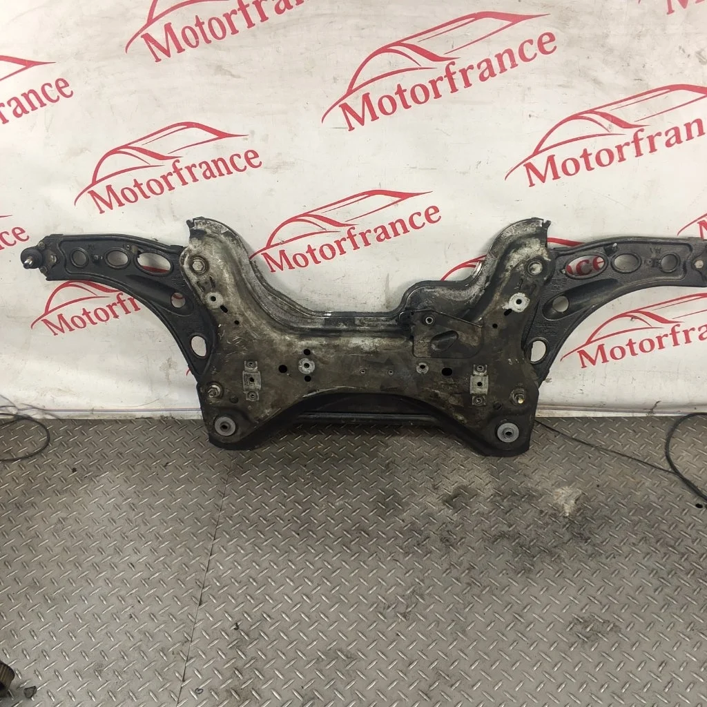 Подрамник передний Renault Trafic 8200626965 2