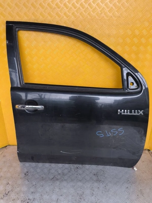 Дверь передняя правая Toyota Hilux (2005-2015) 2013 Пикап