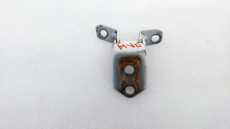 Петля двери Mazda 5 2010 CR