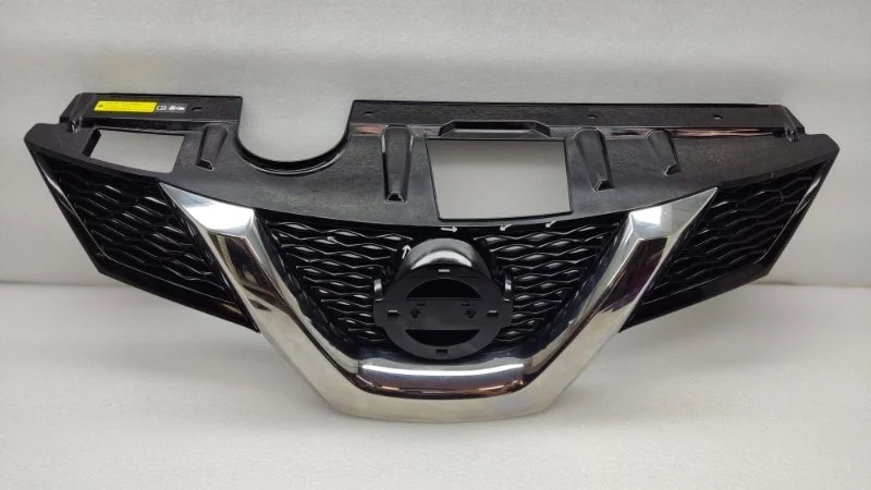 Решетка радиатора Nissan X-Trail 2013> T32