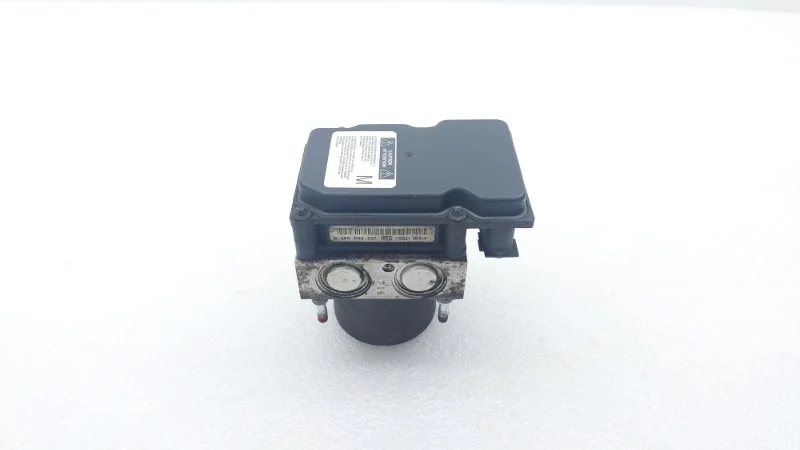 Блок abs Toyota Auris 2007 ZRE151