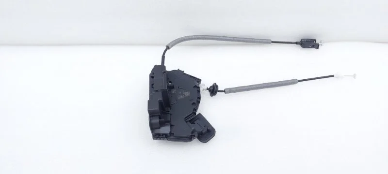 Замок двери Volkswagen Polo 2021 MK6
