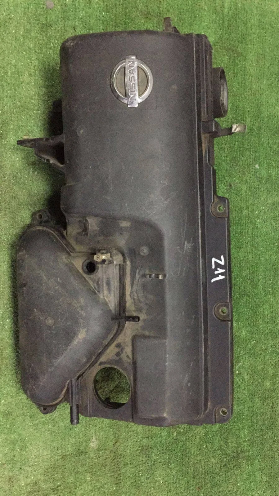 Б.у. корпус воздушного фильтра NISSAN CUBE Z11 NISSAN CUBE Z11