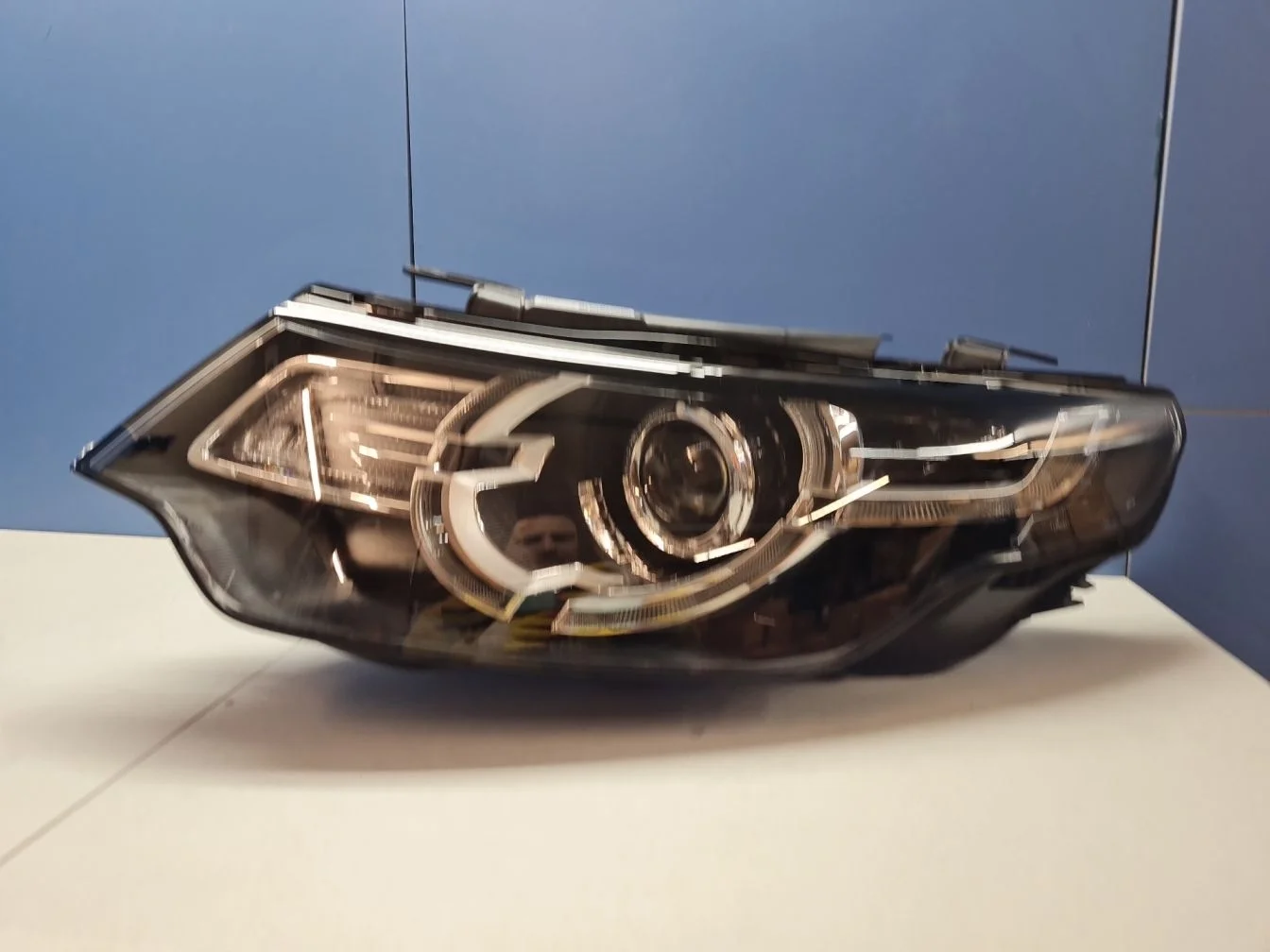 Фара левая для Land Rover Discovery Sport 2014-