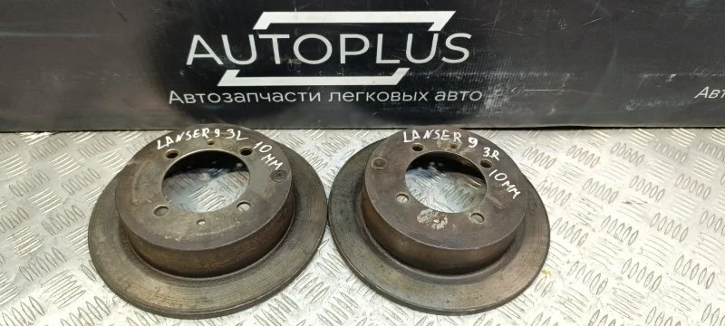 Тормозные диски Mitsubishi Lancer 9 MB668083 1.6, заднее