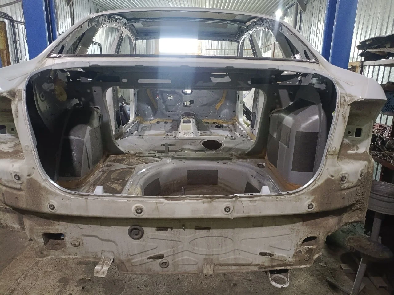 Задняя панель кузова Volkswagen Polo 2016 6RU813301A СЕДАН 1.6 CWV, задняя