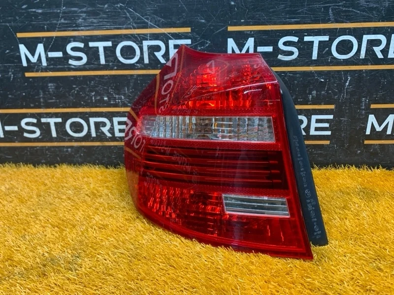 Фонарь задний BMW 1-Series 2008 E87
