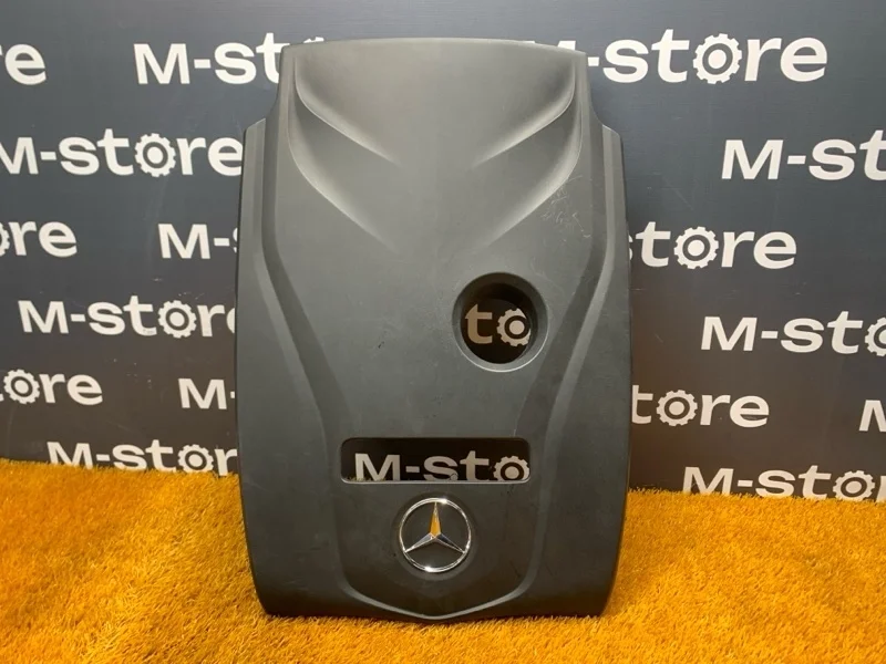 Крышка двигателя Mercedes-Benz -Class 2014 W205