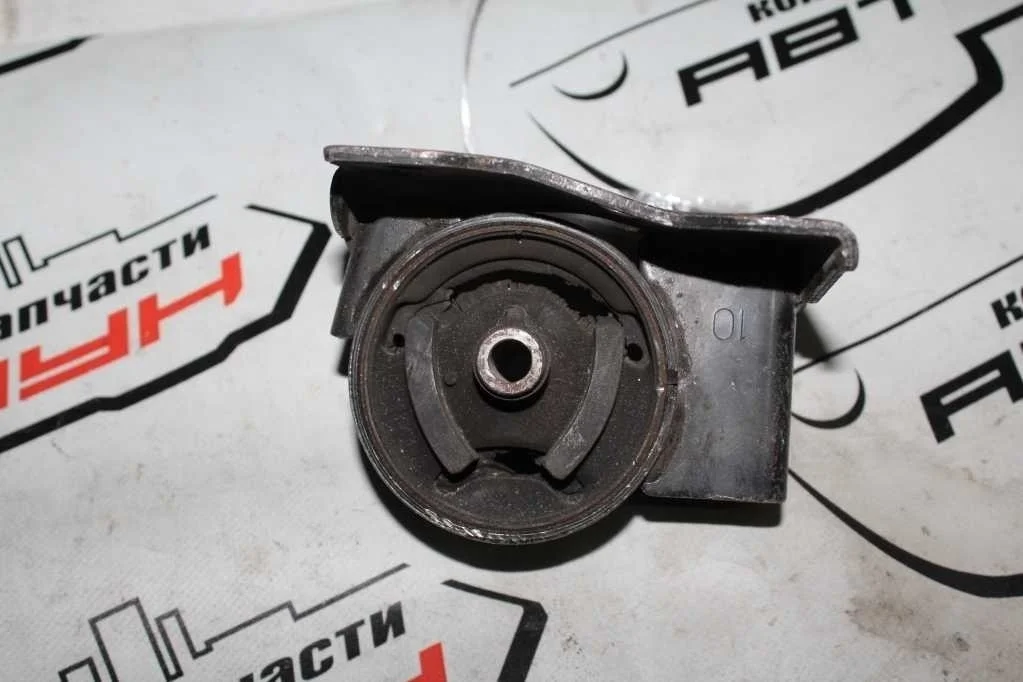 ПОДУШКА КПП NISSAN MAZDA ... PRIMERA SUNNY TINO WINGROAD ... QP12 V10 WFY11 WHY11 QG13-DE QG15-DE QG18-DE 2WD 112204M412 112214M410 1N1739040 АТМ