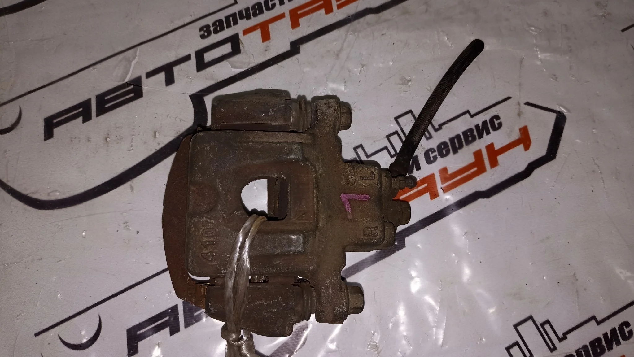 СУППОРТ В СБОРЕ TOYOTA LEXUS ... KLUGER V RX300 RX330 RX350 RX400H ... MCU38 MHU23 MHU28 MHU28W MHU38W ЗАДНИЙ ЛЕВЫЙ 2WD 4WD 4107 СКОБА 4107 4785048050