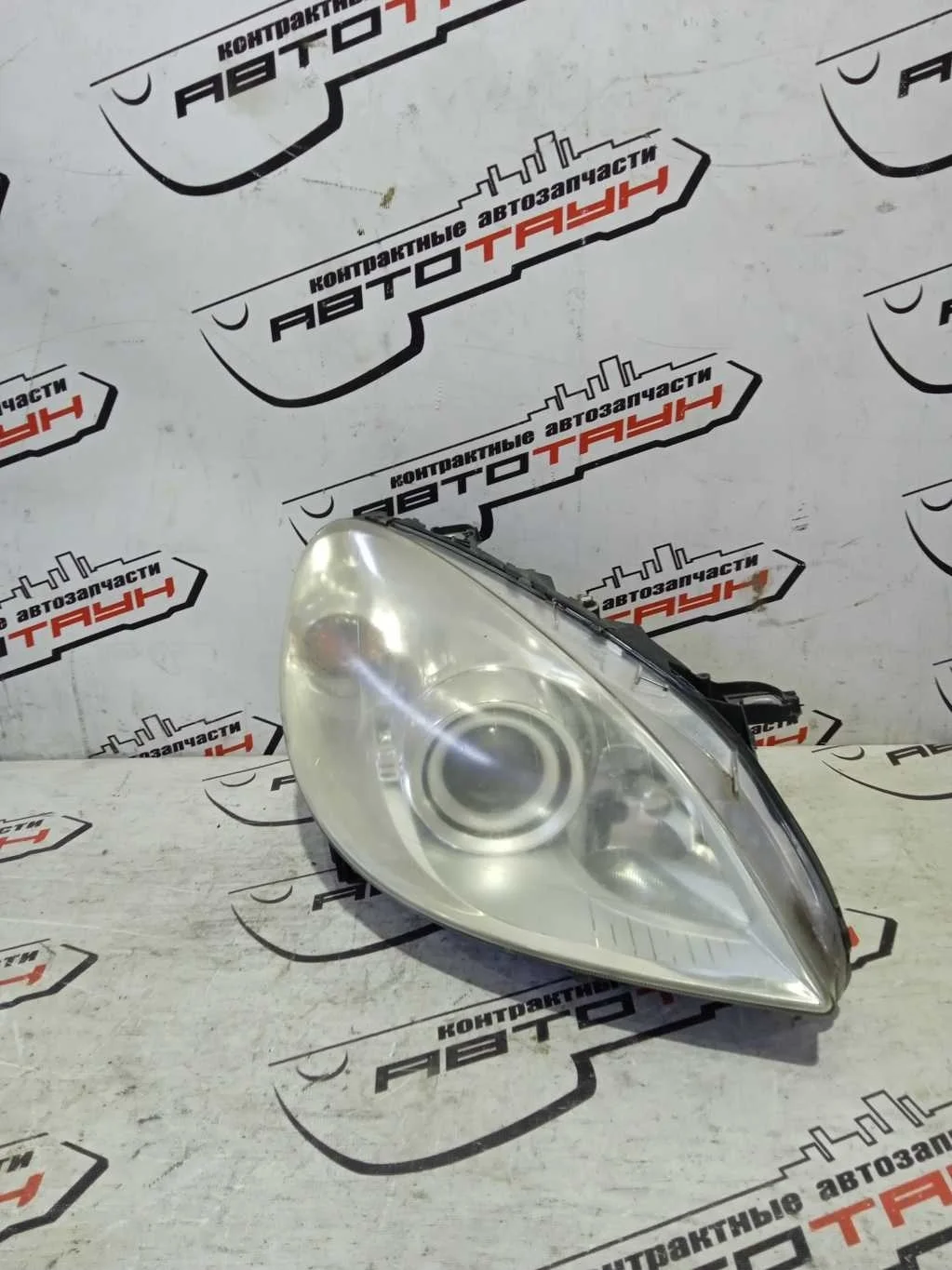 ФАРА MERCEDES-BENZ B-CLASS W245 XENON ЛИНЗА ПРАВАЯ A1698207061 NA3841