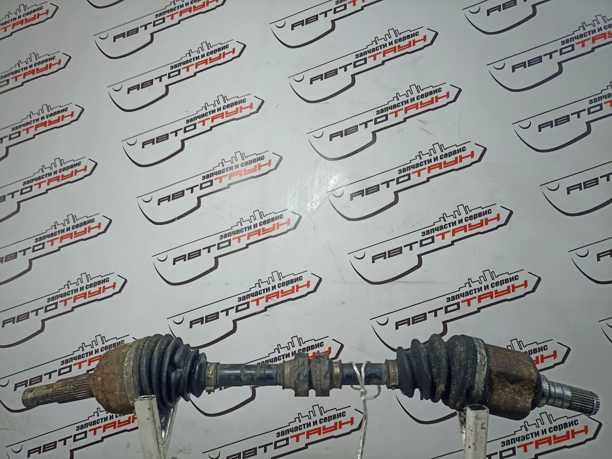 ПРИВОД NISSAN SUZUKI MR20-DE LAFESTA LANDY SERENA B30 C25 CC25 SC25 ПЕРЕДНИЙ ЛЕВЫЙ CVT 2WD 39101EN000 KA6906