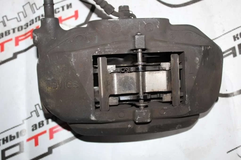 СУППОРТ В СБОРЕ TOYOTA LEXUS ... 3GR-FSE 3UZ-FE 4GR-FSE ... IS350 MARK X RC350 ... URS190 URS206 UZS190 ПЕРЕДНИЙ ЛЕВЫЙ 2WD 4WD 4 ПОРШНЯ 4775022460