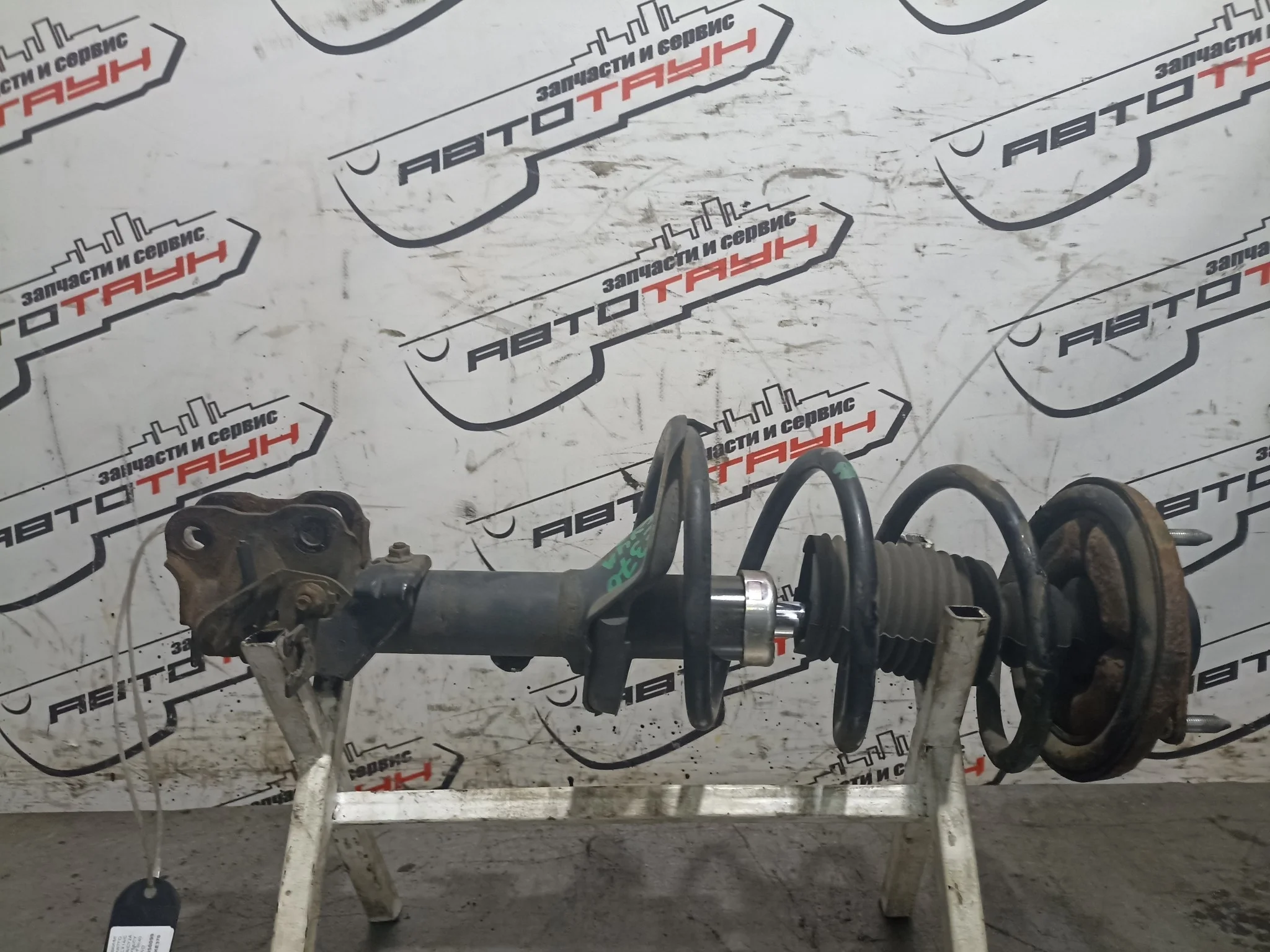 СТОЙКА ХОДОВКИ MITSUBISHI GALANT FORTIS LANCER CX1A CX2A CX3A CX4A CX5A CX6A CX8A CX9A CY1A CY2A CY3A CY4A CY5A CY6A CY8A CY9A ПЕРЕДНЯЯ ПРАВАЯ 4060A066 2WD 4WD KE370