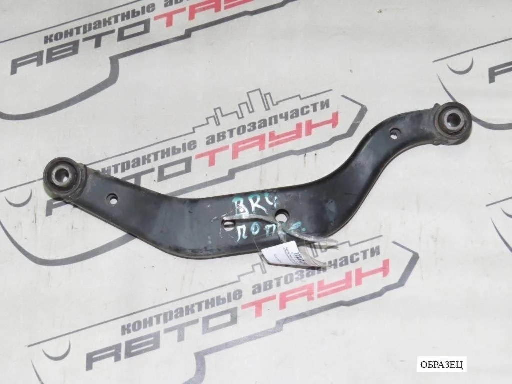 РЫЧАГ NISSAN SERENA PC24 PNC24 RC24 TC24 TNC24 VC24 VNC24 2WD 4WD ЗАДНИЙ ПРАВЫЙ ВЕРХНИЙ ПОПЕРЕЧНЫЙ 551204N000