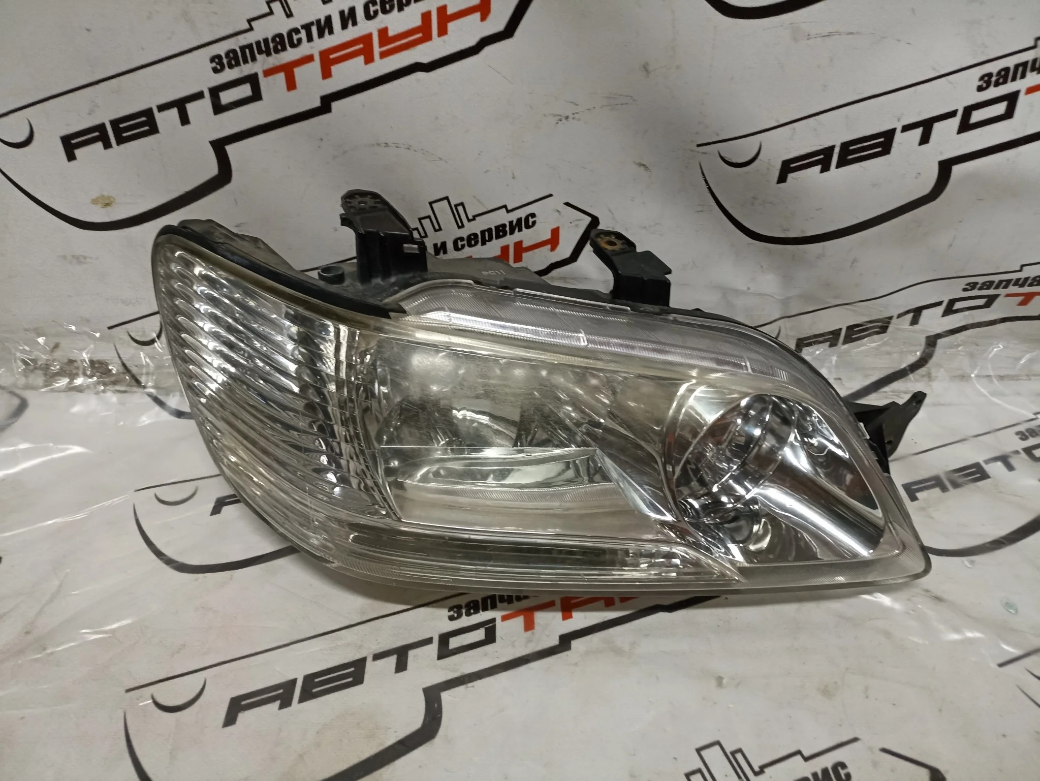 ФАРА MITSUBISHI LANCER CEDIA CS2A CS5A CS5W P1116 2 ЛАМПОЧКИ БЕЛЫЙ ПОВТОРИТЕЛЬ СНИЗУ ГАЛОГЕН ПРАВАЯ MR539734 TE018Z